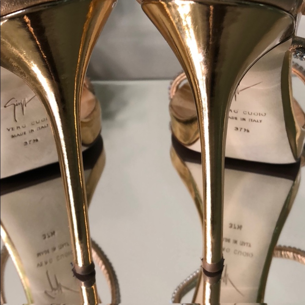 Giuseppe Zanotti Sandal heel - Picture 7 of 8